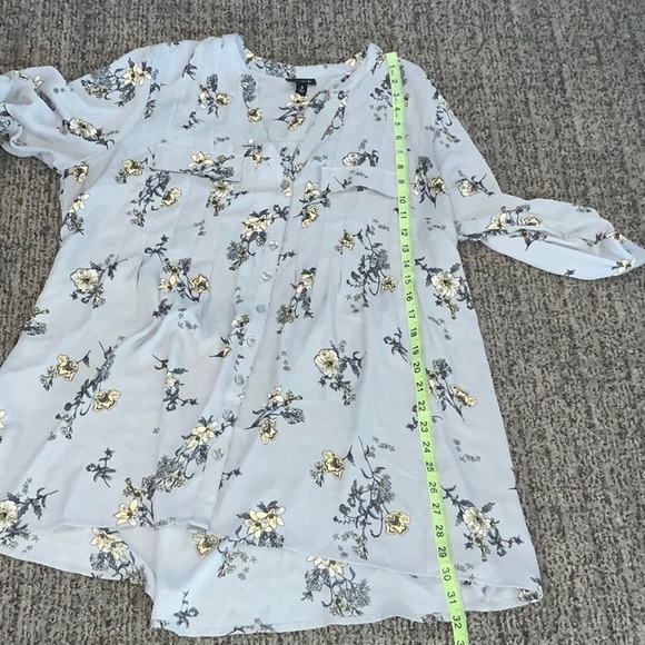 Torrid GEORGETTE HI-LOW FLORAL TUNIC BLOUSE size 12 - Picture 5 of 8